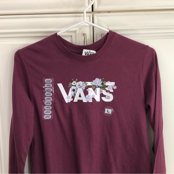 NWT Vans burgundy crop t-shirt l/s - Picture 2 of 11